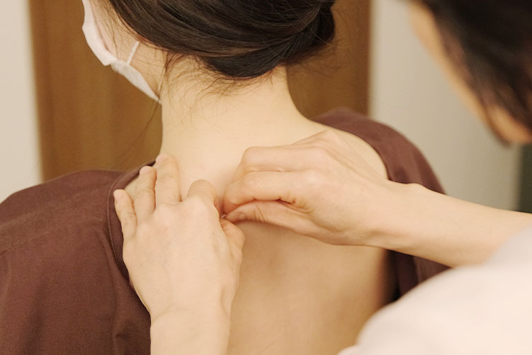 痛みの“戻り”のない身体作りのためにセルフケアを指導します